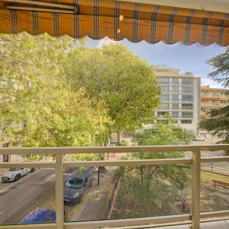 Elegant Apt W/2 Terraces/Mins To Beach & Shops Антиб Экстерьер фото